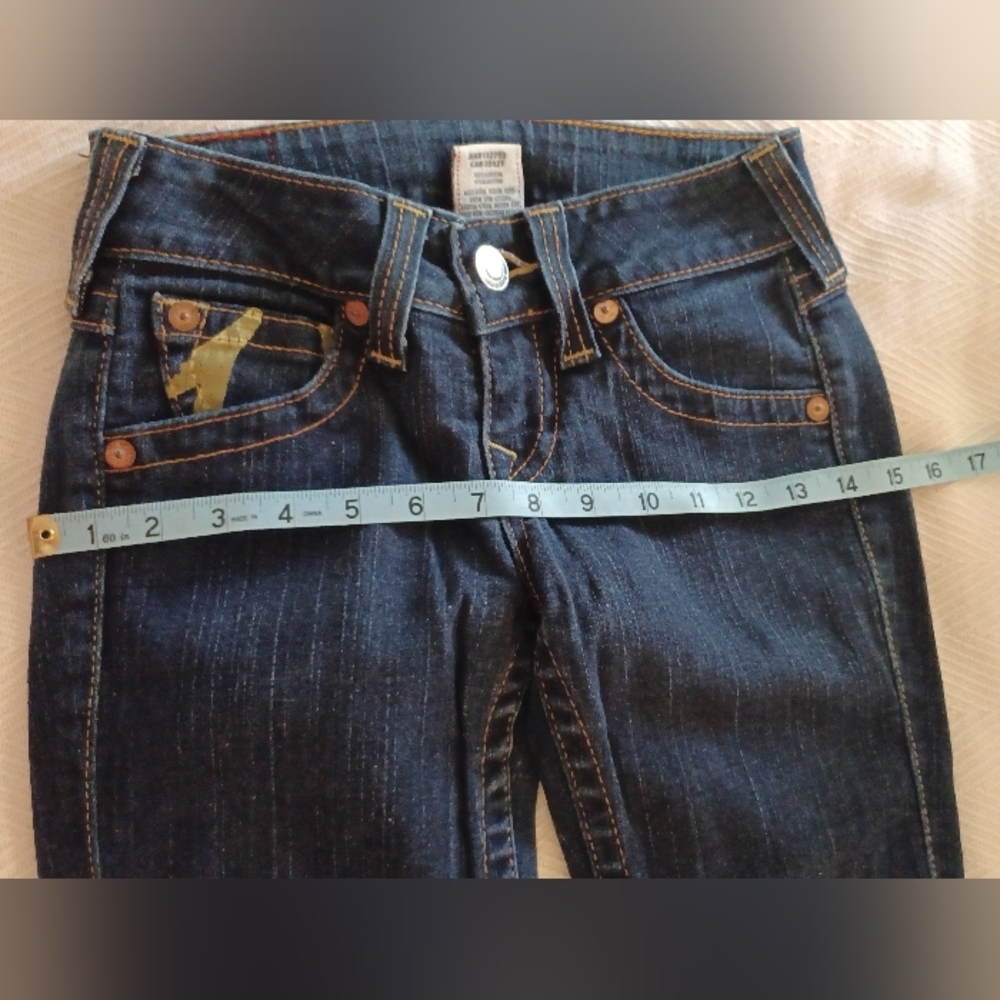 EUC True Religion sz 25 Women’s Low-Rise Rear-Flap Becky Bootcut Blue Jeans - Picture 11 of 16